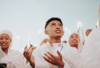 O que significa Oxalá na Bíblia e sua relevância cultural